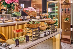 Restaurant - La Passion Sai Gon Hotel (Ho Chi Minh City)