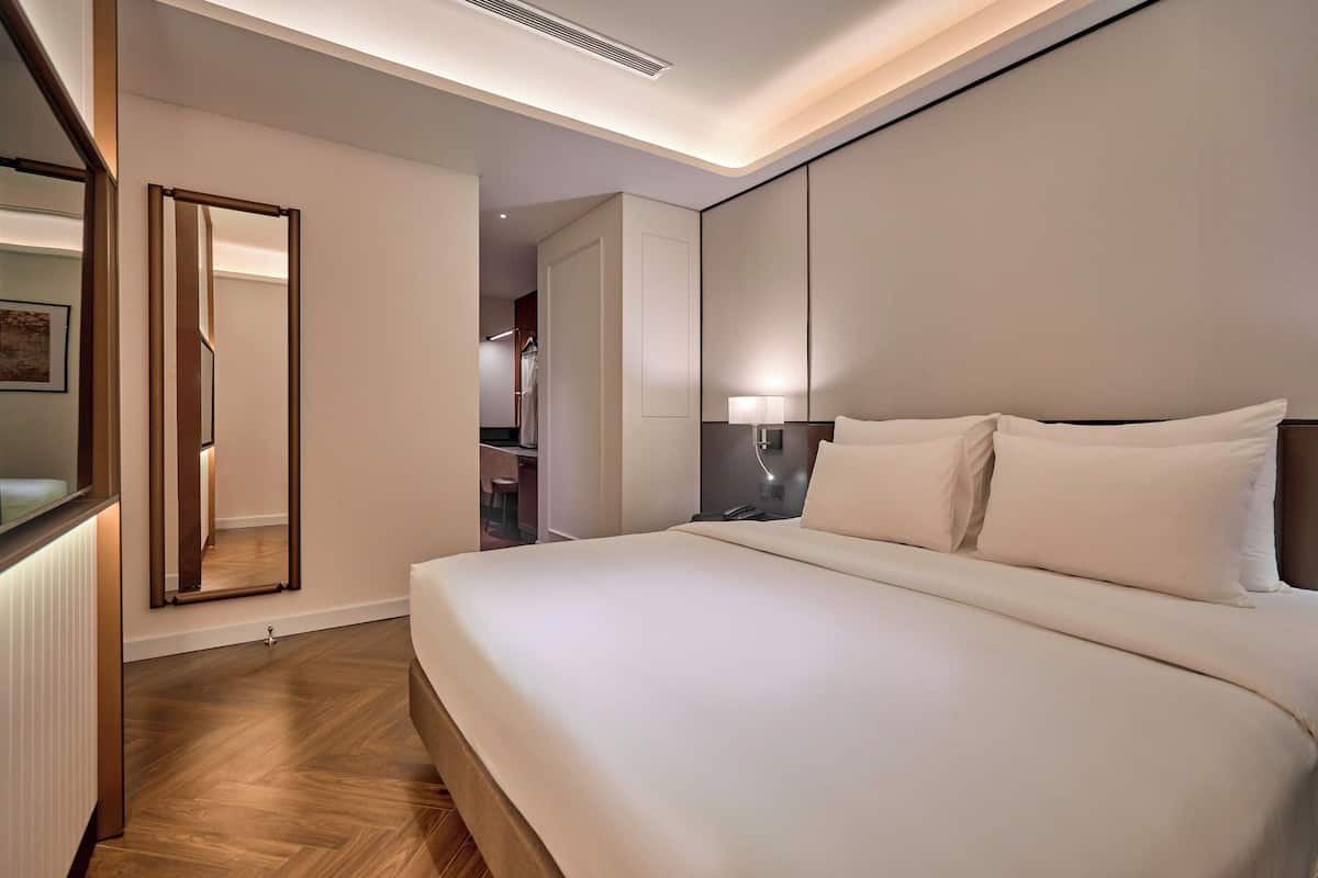 In-room safe, desk, laptop workspace, blackout curtains