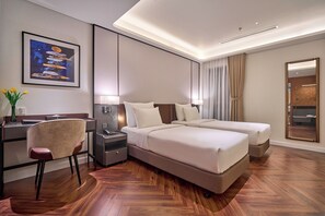Deluxe Double or Twin Room - Afternoon Tea on Sky Beach | In-room safe, desk, laptop workspace, blackout drapes - La Passion Sai Gon Hotel (Ho Chi Minh City)