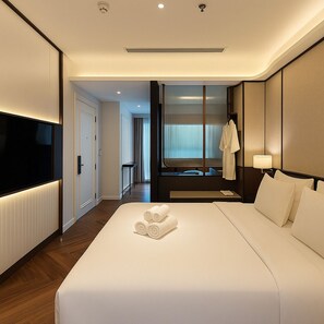 Executive Suite, Balcony, City View - Afternoon Tea on Sky Beach | In-room safe, desk, laptop workspace, blackout drapes