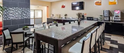 Free daily buffet breakfast