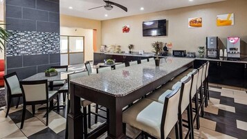 Desayuno buffet incluido todos los días 