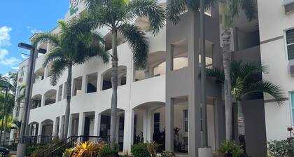 2 Bedroom Condo Pool and Beach Access