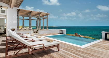4 BR All-Inclusive Villa @ Ambergris Cay: Aurora
