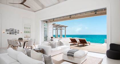 4 BR All-Inclusive Villa @ Ambergris Cay: Aurora