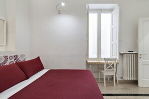 1 camera, Wi-Fi, lenzuola