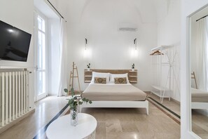 1 camera, Wi-Fi, lenzuola