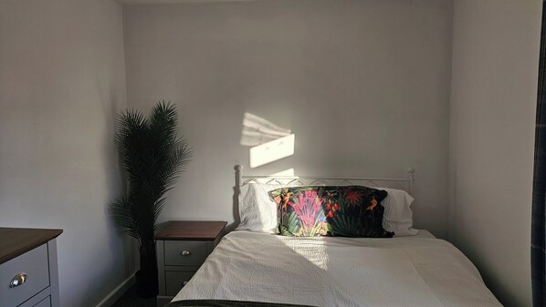 3 Schlafzimmer, Bügeleisen/Bügelbrett, WLAN, Bettwäsche