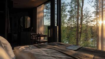 Chalet, balcón, vistas parciales al lago | Vistas desde la habitación