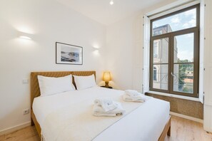 1 quarto, ferros/tábuas de passar roupa, acesso à internet