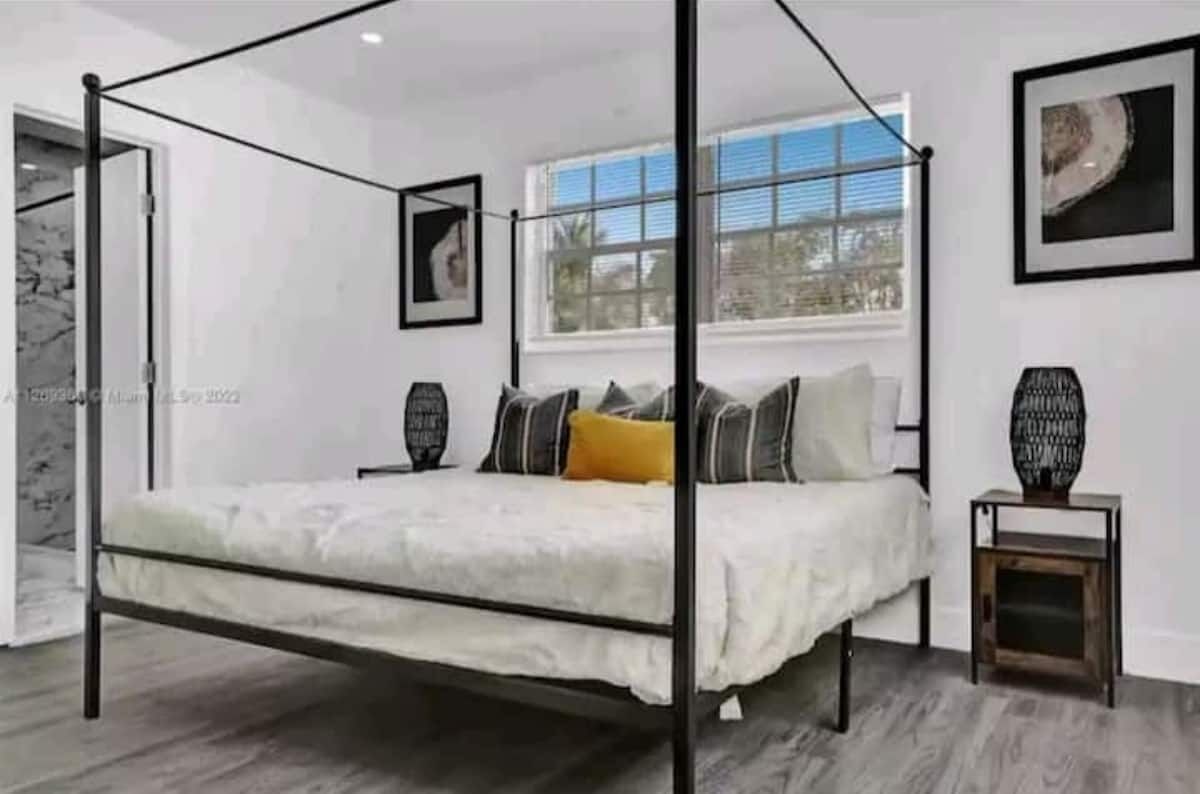 5 bedrooms, iron/ironing board, WiFi