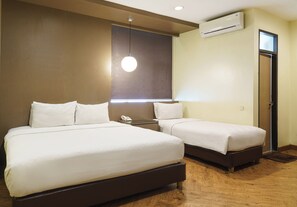 ห้องแฟมิลี่ทริปเปิล | เตารีด/โต๊ะรีดผ้า, Wi-Fi ฟรี