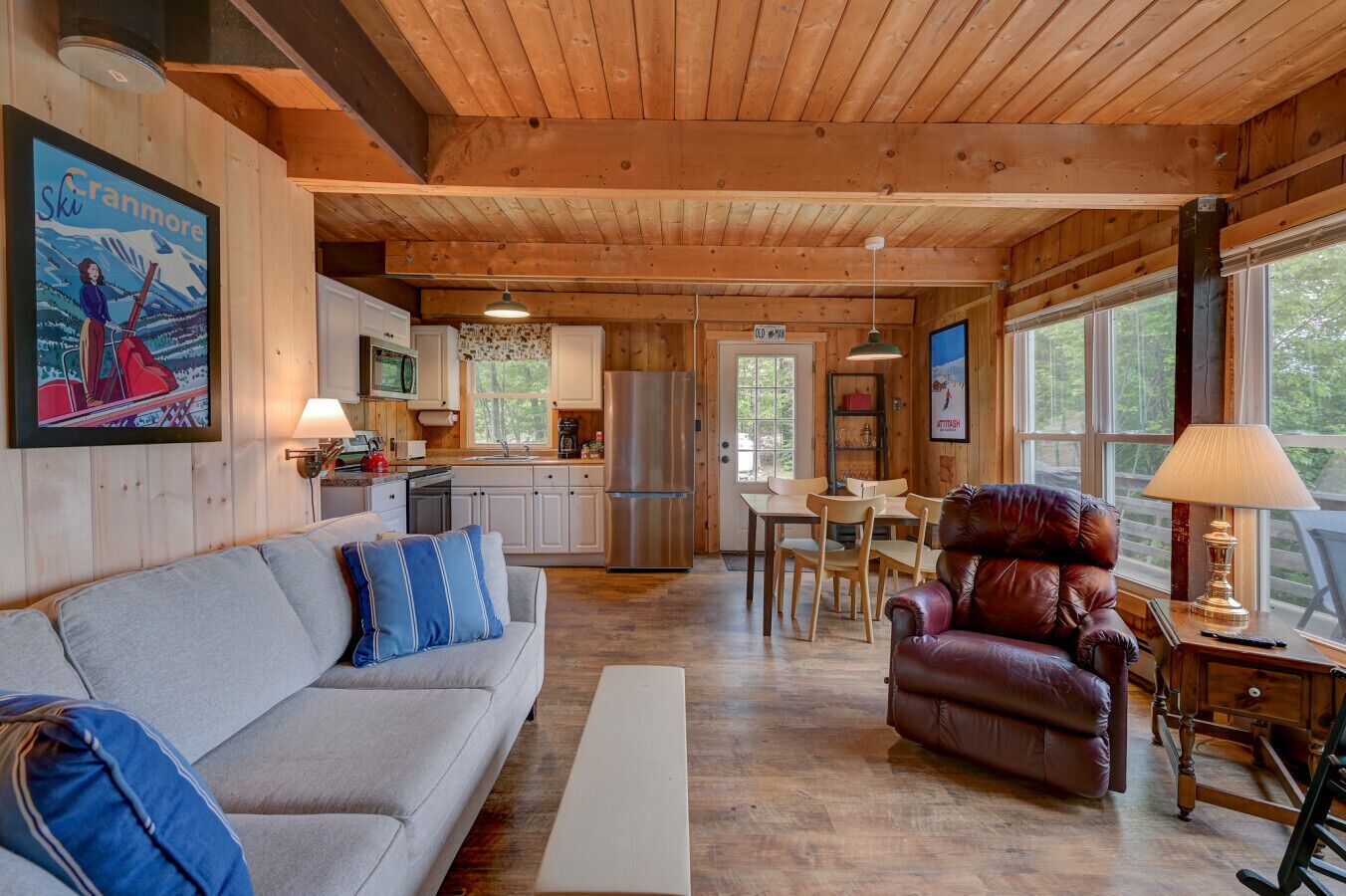 智能电视、壁炉