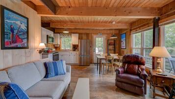 智能电视、壁炉