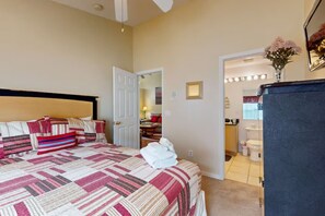 4 chambres, fer et planche à repasser, lit parapluie, Wi-Fi gratuit