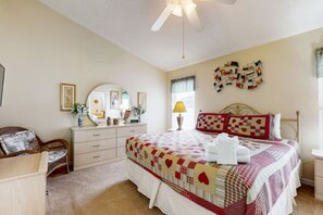 4 Schlafzimmer, Bügeleisen/Bügelbrett, Reisekinderbett, kostenloses WLAN