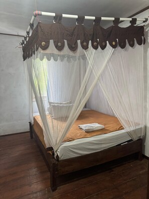 Basic Double Room | Desk, free WiFi - Santai Guesthouse Balangan (Jimbaran)