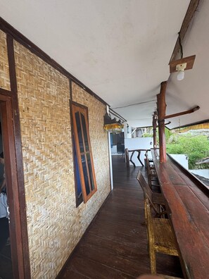 Bureau, Wi-Fi gratuit