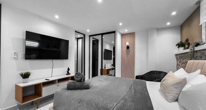 Hyde Park #2 | Comfy Apt W/ Parking @ San Juan