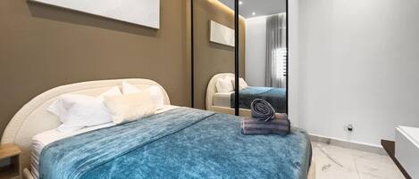 2 多间卧室、办公桌、旅行婴儿床、免费 WiFi