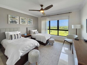 3 bedrooms, desk, free WiFi, bed sheets