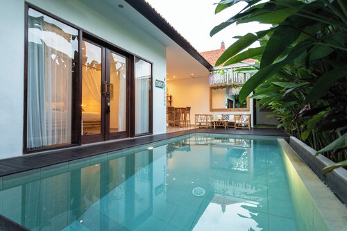 Charming 2-bedroom house private pool in Canggu