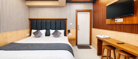 Phòng đôi Deluxe | Bàn, phòng cách âm, truy cập Internet không dây miễn phí