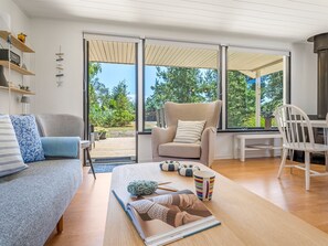 TV, fireplace - "Dorit" - 900m from the sea by Interhome (Væggerløse)