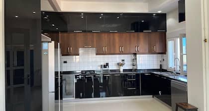 Perfect place for large or multiple families