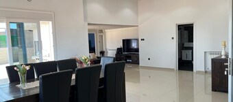 Perfect place for large or multiple families