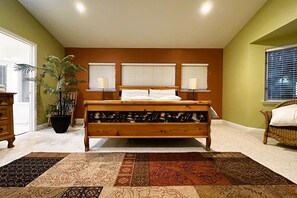 4 habitaciones, tabla de planchar con plancha y cuna de viaje 