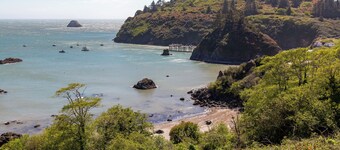 Coastal home in the heart of Trinidad—walk to the harbor, relax in the garden, explore redwoods.