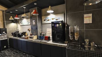 Free daily self-serve breakfast