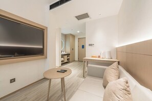 Caja de seguridad en la habitación y cortinas blackout 