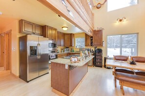 Fridge, microwave, stovetop, dishwasher - 5 Mi to Kasilof River: Forest-View Retreat w/ Deck (Kasilof)
