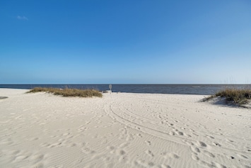 Biloxi Vacation Rental | 2BR | 1.5BA | Stairs Required | 985 Sq Ft