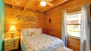1 bedroom, internet, bed sheets