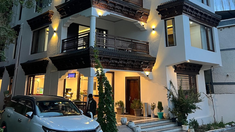 Hotel La Mount Ladakh