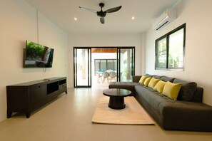 Villa, Garden View | Interior