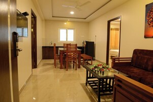 Deluxe Suite | Free WiFi