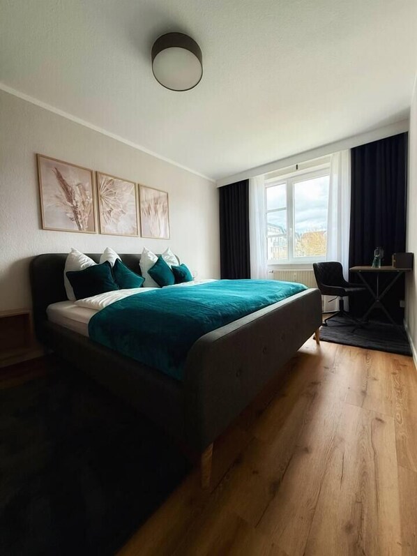 1 bedroom, iron/ironing board, travel cot, WiFi