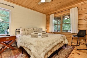 3 Schlafzimmer, Bügeleisen/Bügelbrett, kostenloses WLAN, Bettwäsche