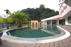 Outdoor pool - BIDV Hotel Do Son (Hai Phong)
