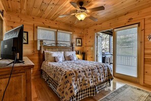 3 bedrooms, iron/ironing board, free WiFi, bed sheets - Blue Ridge Sunrise Vista | Mineral Bluff, Ga (Mineral Bluff)