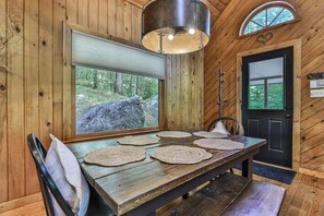 Dining - A View Above | Ellijay, GA (Ellijay)