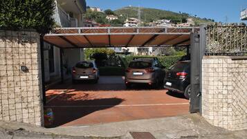 Enceinte de lâhĂ©bergement