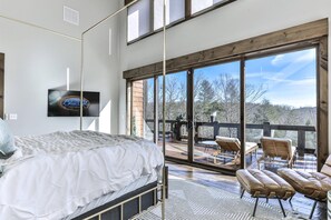 4 soverom, strykejern/-brett, wi-fi (inkludert) og sengetøy