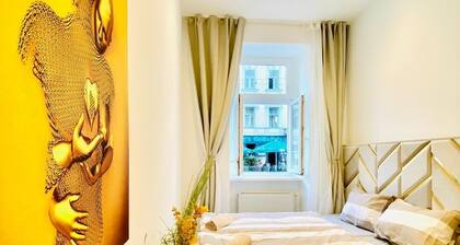 Comfy and Scenic 4BR Stay in Ottakring