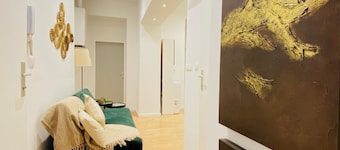 Comfy and Scenic 4BR Stay in Ottakring