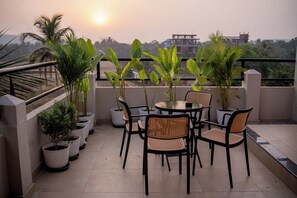 Panoramic Suite, Balcony, Hill View | Terrace/patio